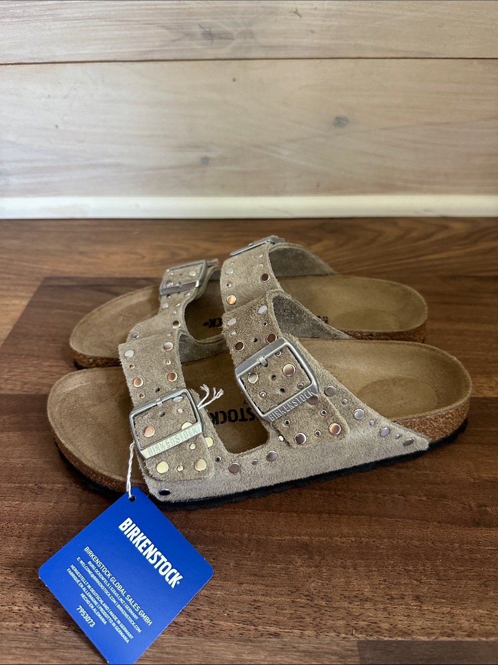 Birkenstock Women’s Arizona Rivet Border Suede Sandals-Size 7-NWT - Picture 3 of 9